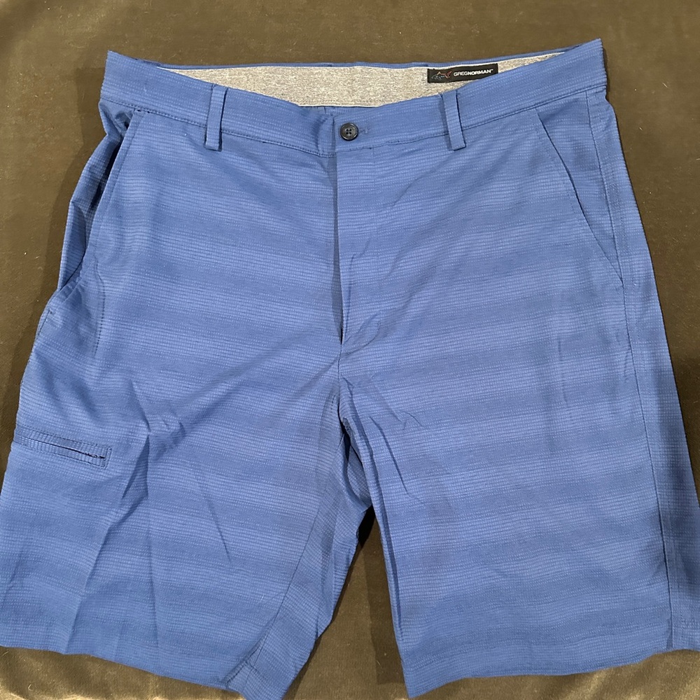 Men's Blue Greg Norman Size 34 shorts